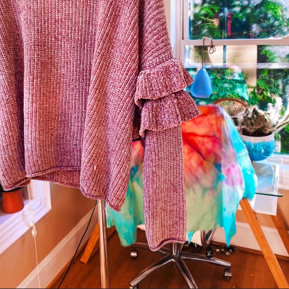 blush chenille ruffle sleeved sweater 🔮 - Picture 4 of 7